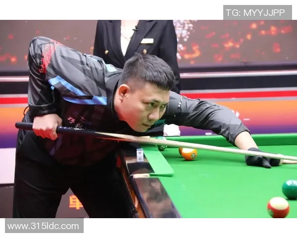 V5战队凭借79分稳居大师赛积分榜首位竞争激烈引人关注