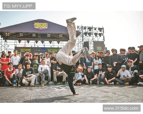 深圳街舞队引领潮流最新街舞灵活性排行榜前十名揭晓